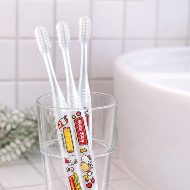 헬로키티 아메리칸 다이너 아동용 칫솔 3P 세트 (캡포함) STEP3