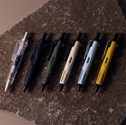 톰보 에어프레스 볼펜 0.7mm
